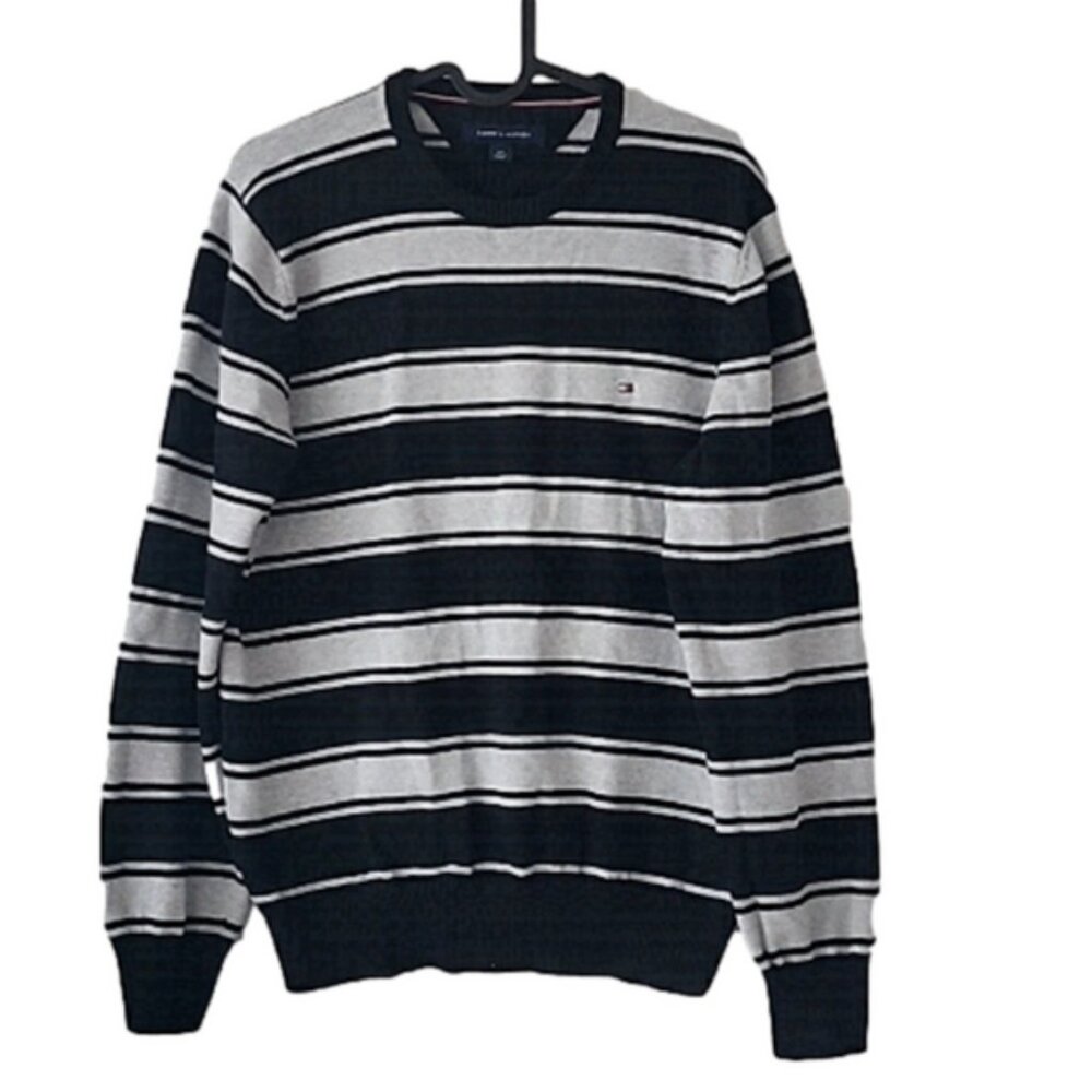 Tommy knit sweater size Small